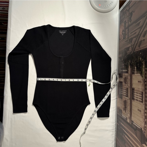 Good American Core long-sleeve women’s bodysuit size M color black. - Picture 4 of 13